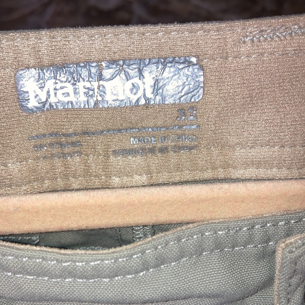Marmot mens pants. Size 33 x 34. 31 inseam. Good used condition. - Picture 2 of 7